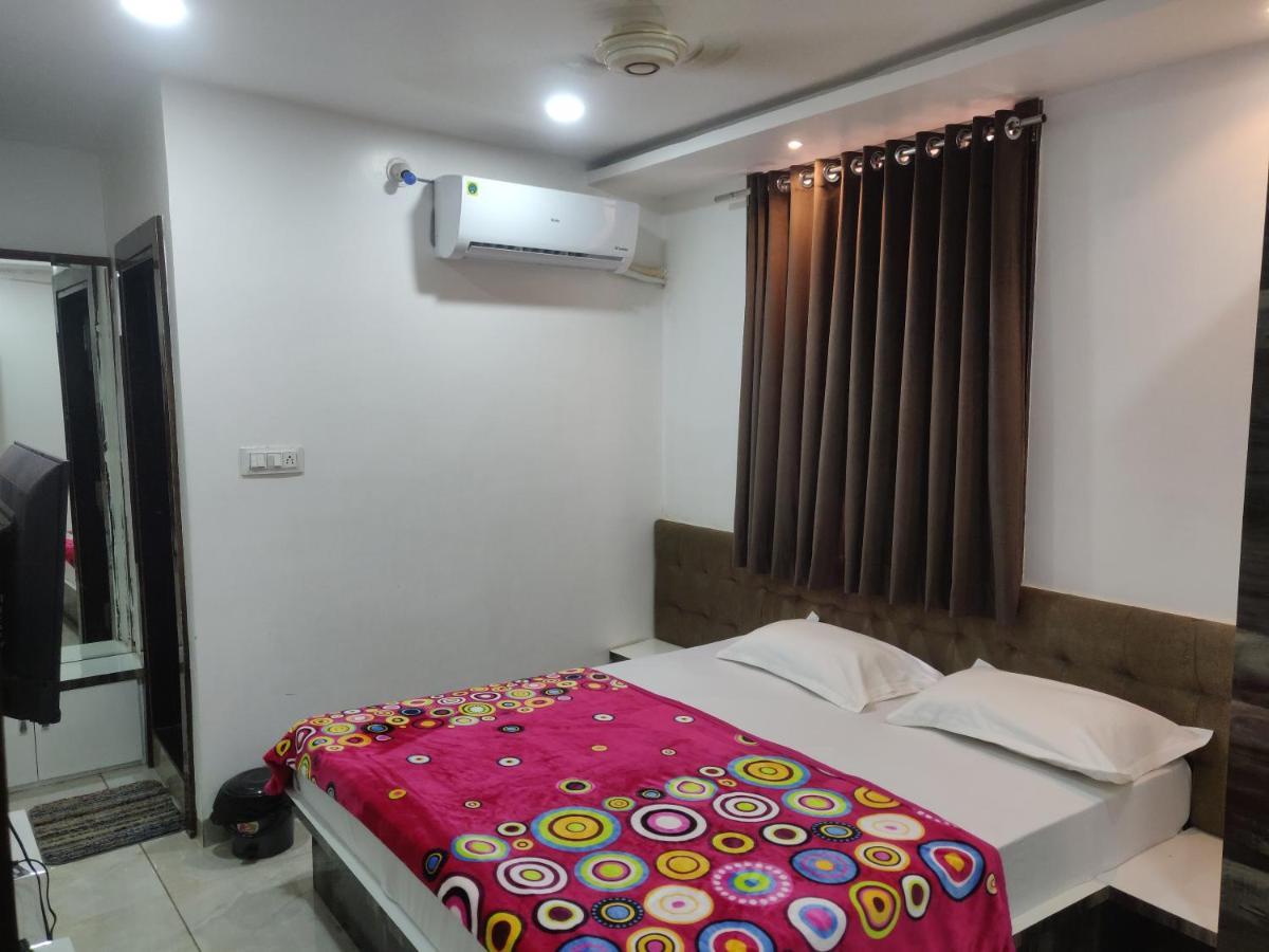 Hotel Rb Palace Indore Extérieur photo